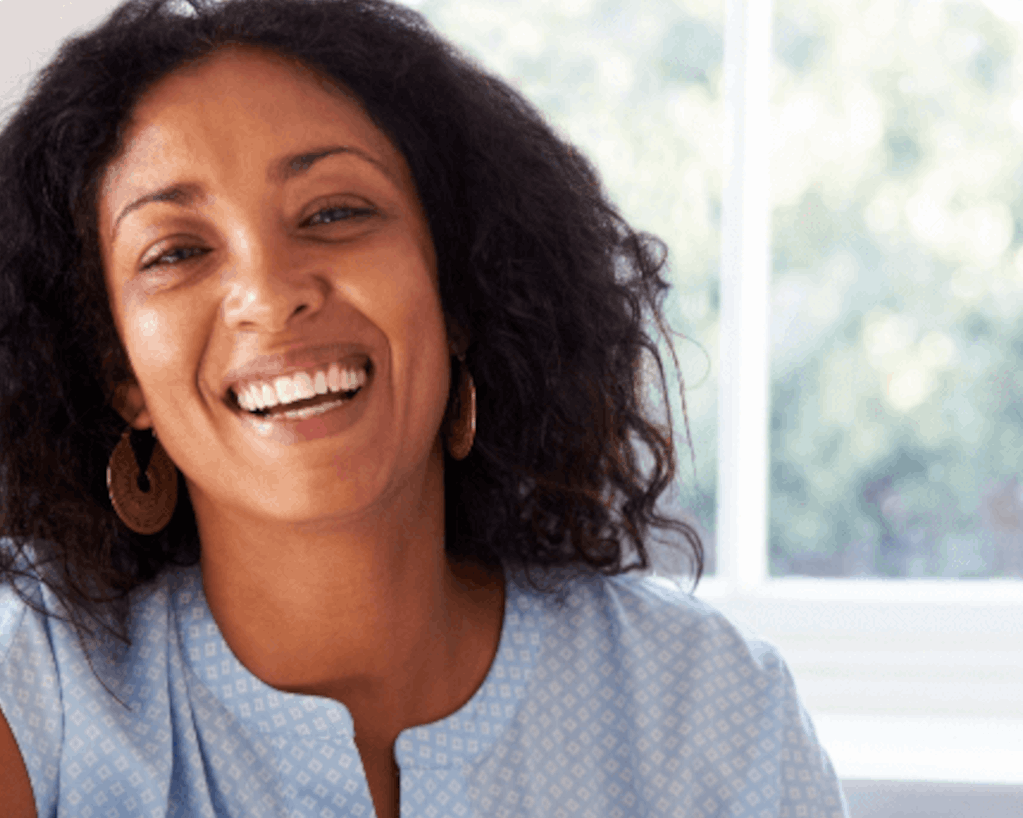 Smiley woman mobile image